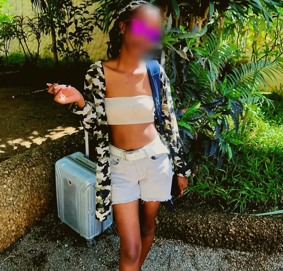 Selina, 21